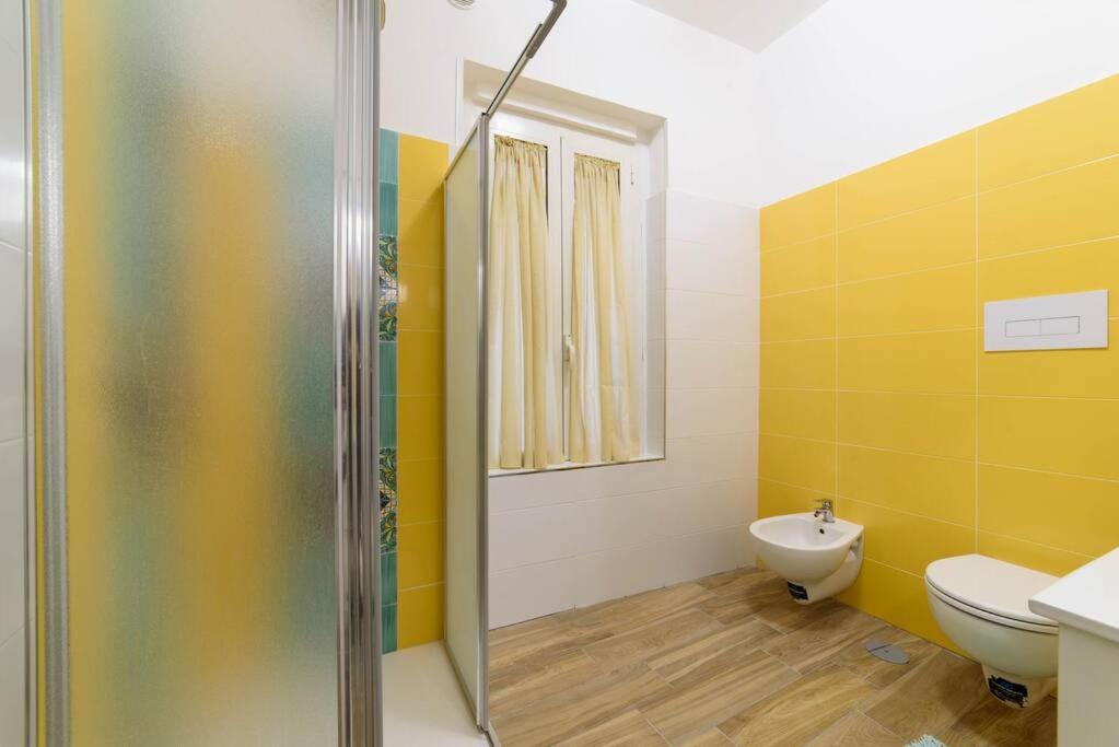 Stazione Treni - Wi-Fi & Netflix Cozy Space Apartment Salerno Exterior photo